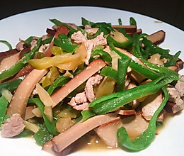 青椒鸡蛋干肉丝炒榨菜的做法