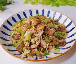 酱香椒肉芹菜蛋的做法