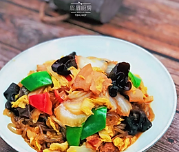白菜黑木耳炖粉丝的做法