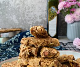 低卡饱腹燕麦坚果能量棒的做法