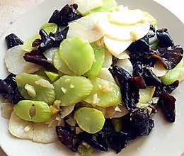 【夏日小炒】山药莴笋炒木耳的做法