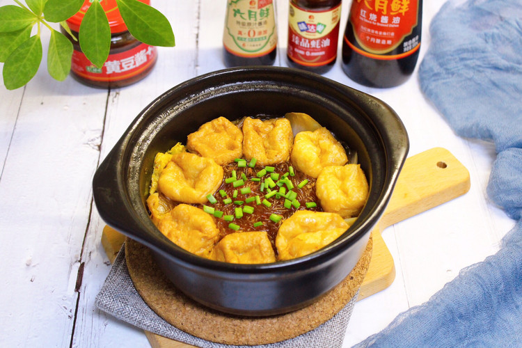 油豆腐白菜粉丝煲的做法