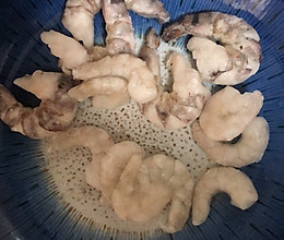 并没有吓味儿也不咋好吃的虾仁滑蛋的做法