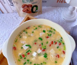 咸蛋豆腐鲜味汤#夏日鲜味轻享健康#的做法