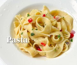 罗勒辣味意面简单又好吃的意面料理。的做法