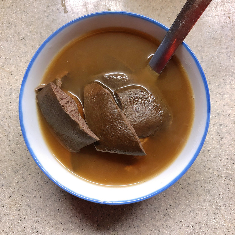 绵茵陈猪横利鲫鱼汤的做法