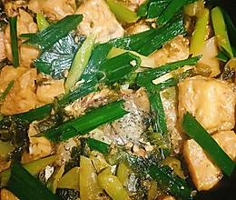 油豆腐焖鱼腩的做法