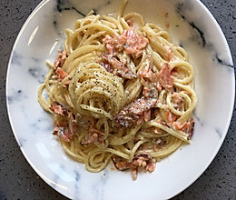 奶油烟熏三文鱼意大利面的做法