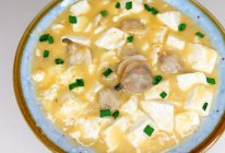 蛤蜊豆腐羹，20块钱享受蟹黄美味 #黄河路美食#的做法