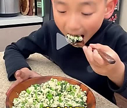 茼蒿拌豆腐的做法
