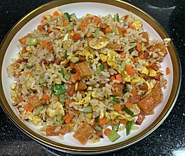 超级无敌辣条炒饭～的做法