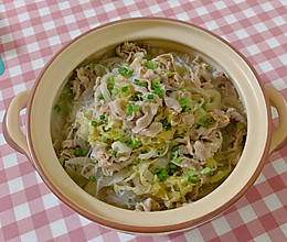 #我心中的冬日限定#零失败 新手也能做的酸菜羊肉粉丝煲的做法