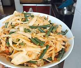 长豆角焖饼的做法