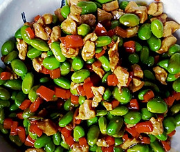毛豆炒鸡丁的做法