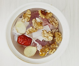 核桃排骨汤，月子快速补充营养的做法