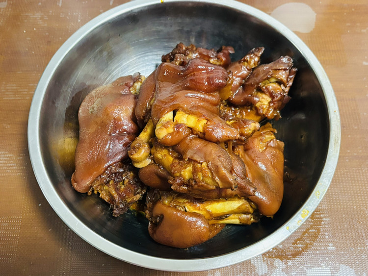 红烧猪蹄的做法