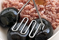 皮蛋馄饨的做法