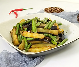 茄子烧豆角，你还用油炸？学会这2招，不油炸也香还下饭的做法