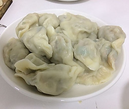 猪肉香菇饺子的做法