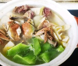 腊鸭腿双笋煲的做法