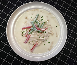 牛奶浓汤海鲜菇的做法