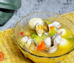 #开启冬日滋补新吃法#海鲜汤的做法