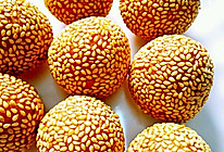 南瓜紫薯馅小麻球+#发现粗食之美#的做法