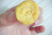 儿时的味道。油炸红薯丸子的做法