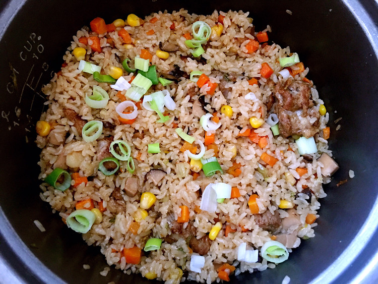 排骨闷饭的做法