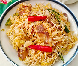 酸菜炒米粉的做法