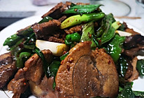 辣椒炒卤肉的做法