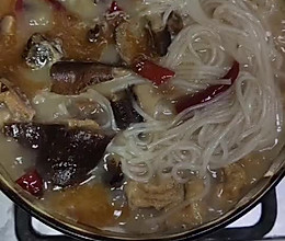 丽江特色腊排骨煲的做法