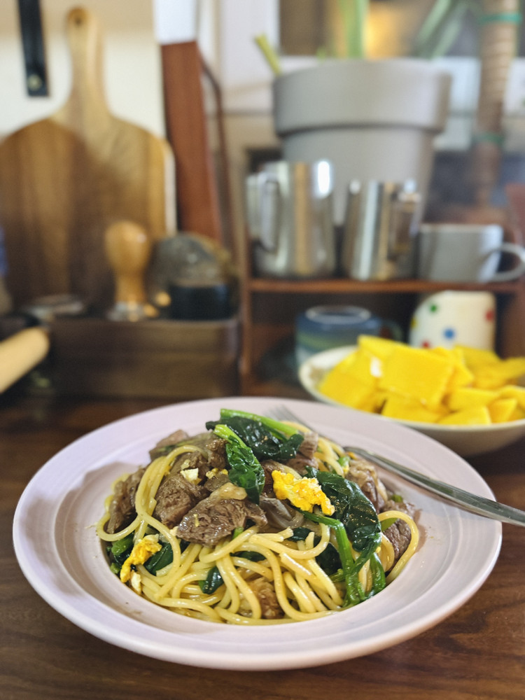 菠菜牛排意面的做法