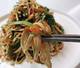 一道简单的凉菜，炝拌干丝的做法
