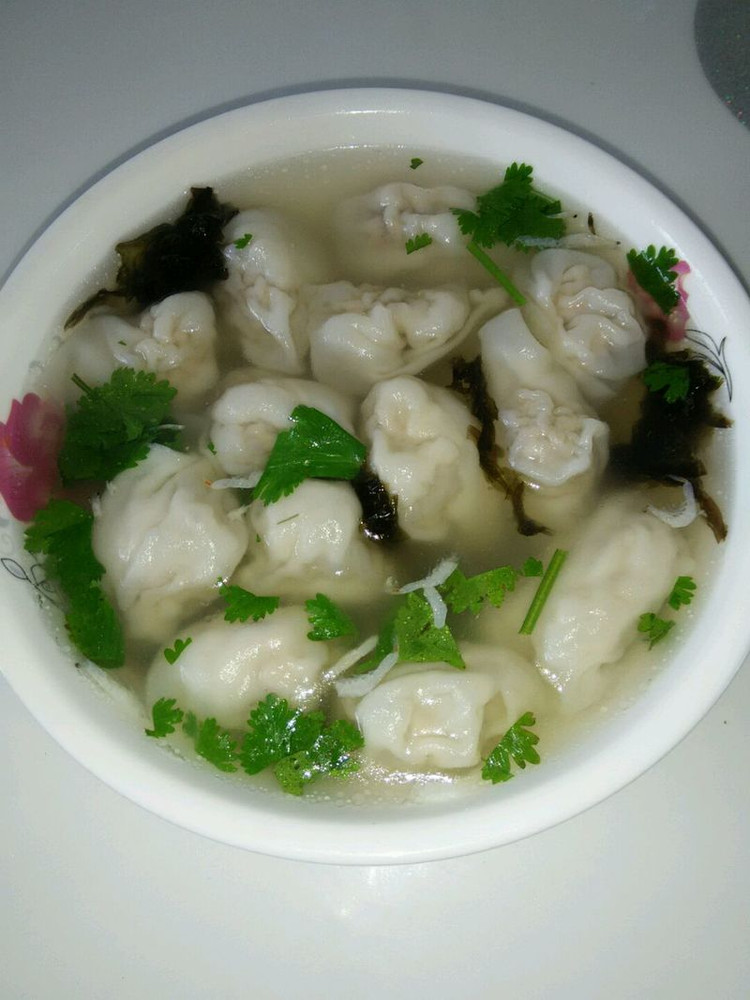 香菇猪肉馄饨的做法