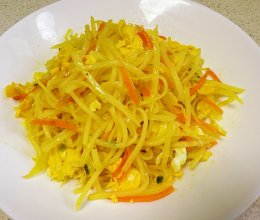 土豆丝炒鸡蛋～的做法