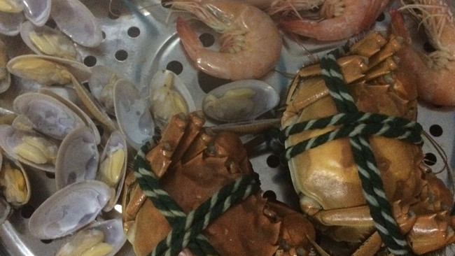 海鲜蒸汽火锅的做法
