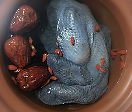 养生乌鸡汤的做法