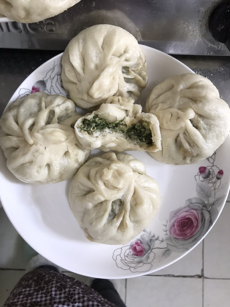 猪肉茴香包子的做法