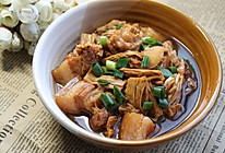 腐竹五花肉的做法