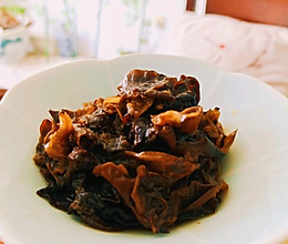 云南菜～咸梅凉拌木耳的做法