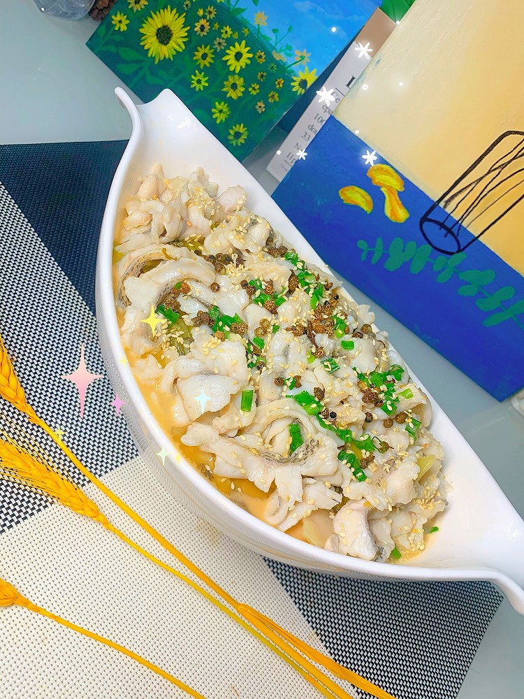 超级下饭的酸菜鱼，鱼肉嫩滑，酸菜绝绝子的做法