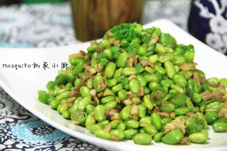 肉末炒毛豆【Mosquito私家小厨】的做法