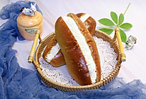 #安佳一口“新”年味#奶油夹心红糖面包的做法