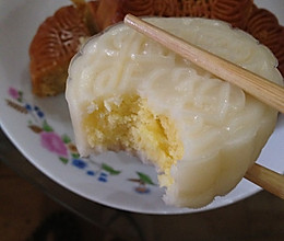 奶黄椰丝冰皮月饼的做法