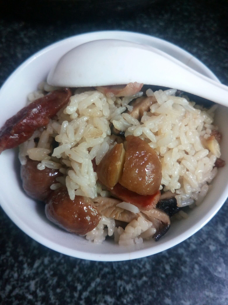 栗子闷饭的做法