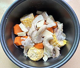 老祖宗相传食疗药膳玉米煲鸭的做法