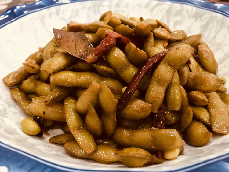 机智卤毛豆的做法