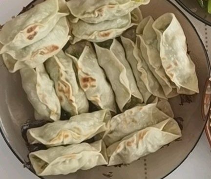 西葫芦虾仁锅贴 电饼铛的做法