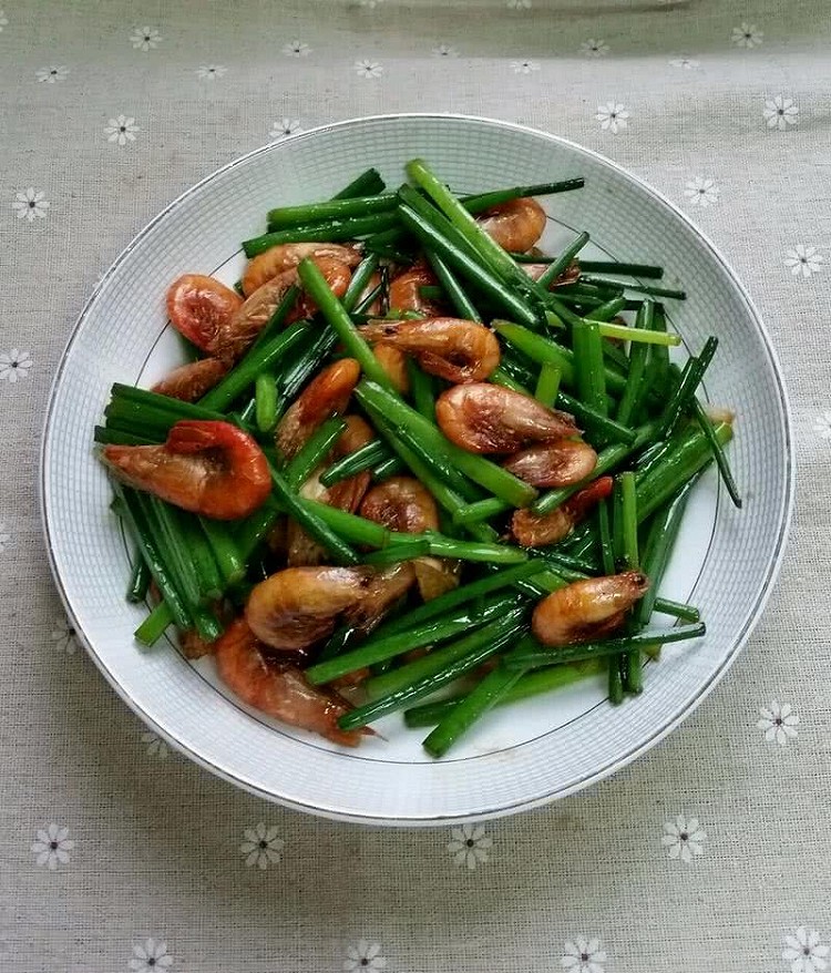 韭菜花炒河虾的做法